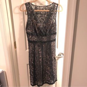 Lacy LBD! Ann Taylor LOFT 4